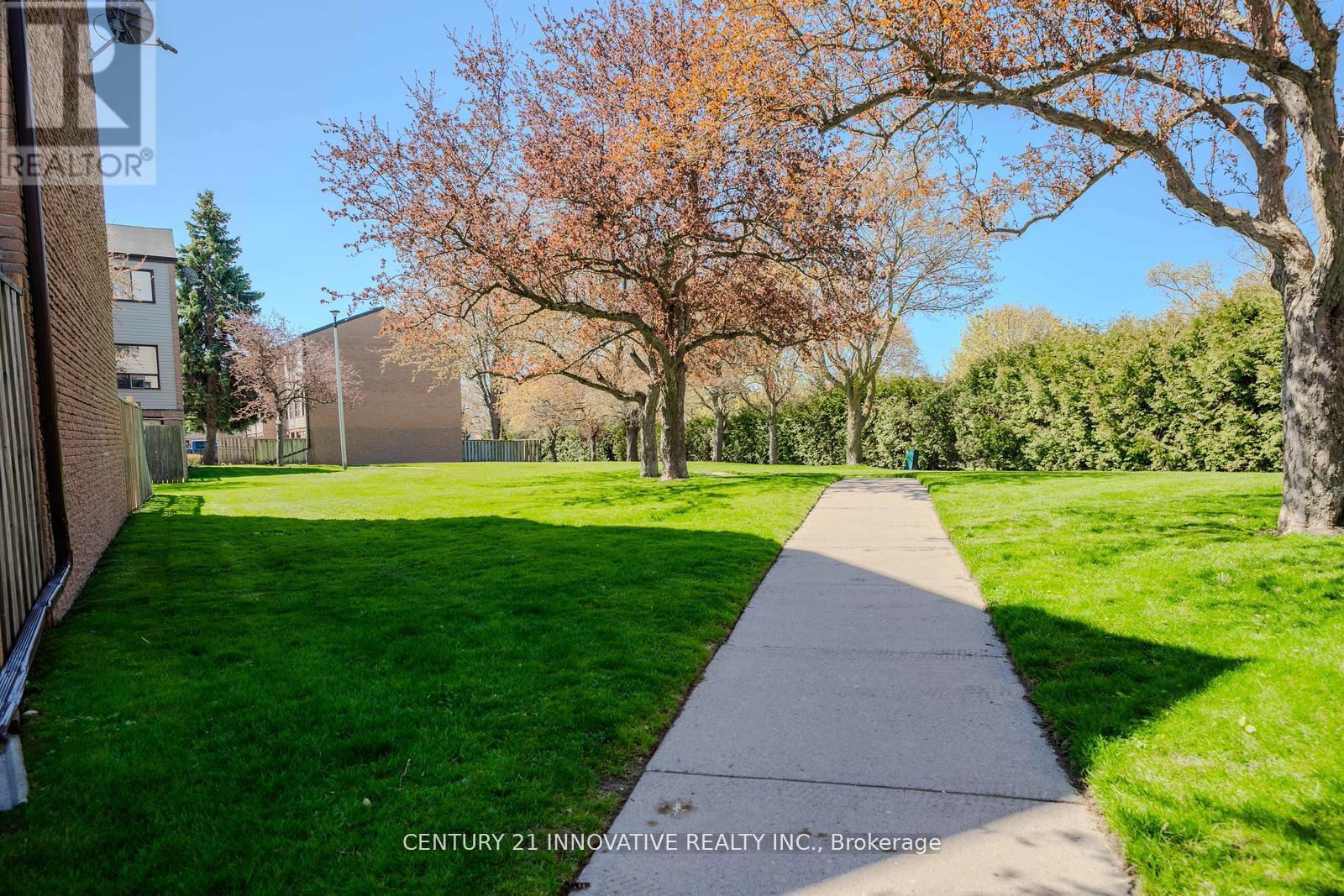 35 THE BRIDLE PATH - 48