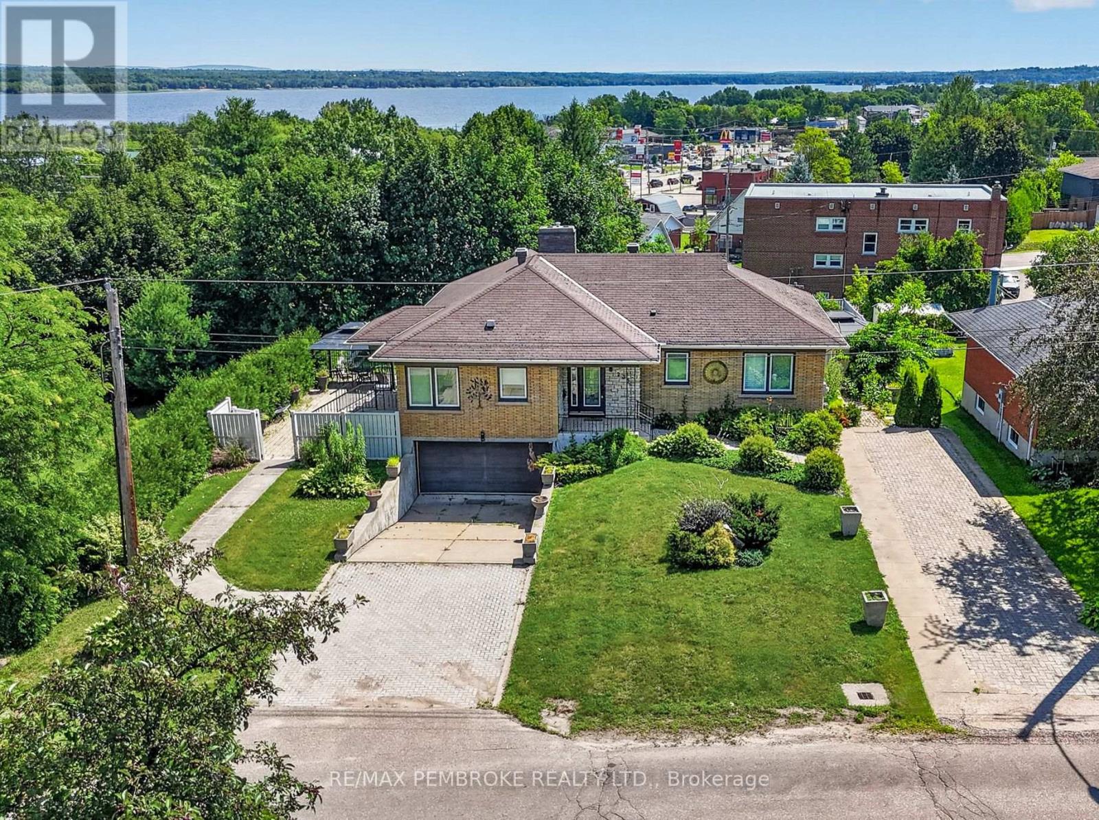 235 BROADVIEW DRIVE - 1