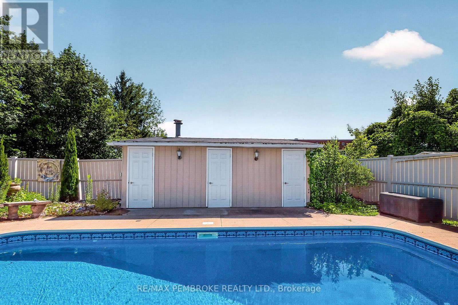 235 BROADVIEW DRIVE - 42