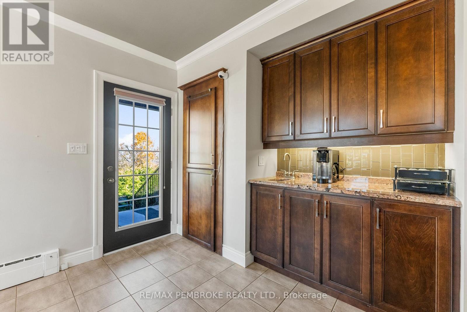 235 BROADVIEW DRIVE - 9