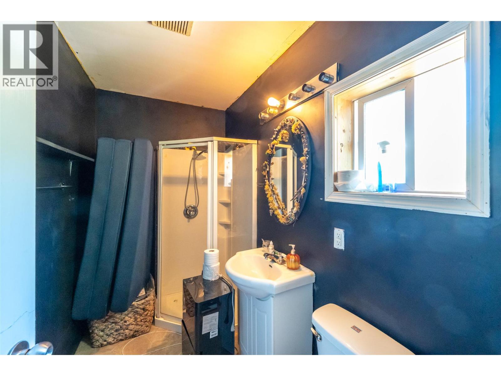 800 Coulthard Road - 56