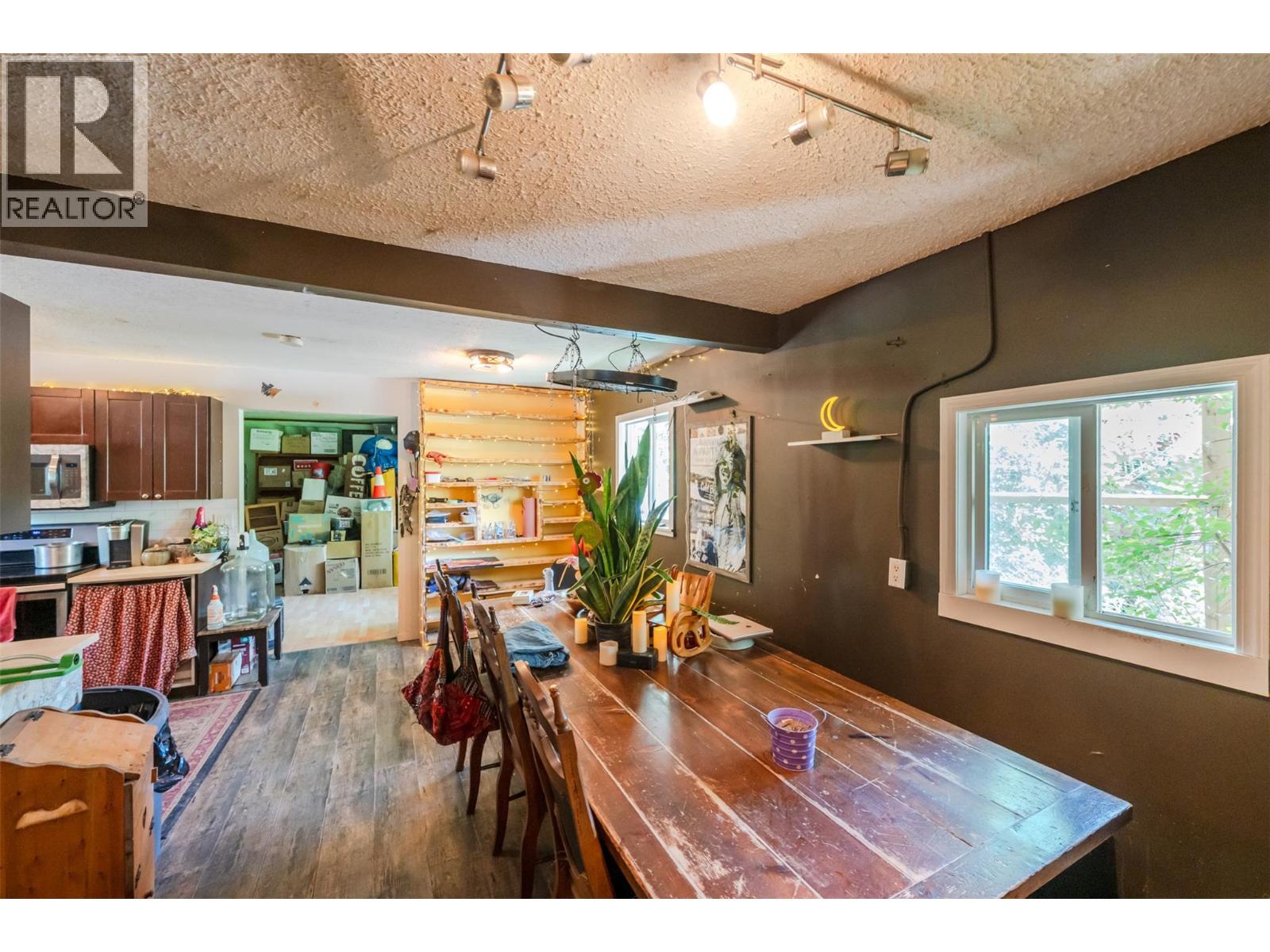 800 Coulthard Road - 37