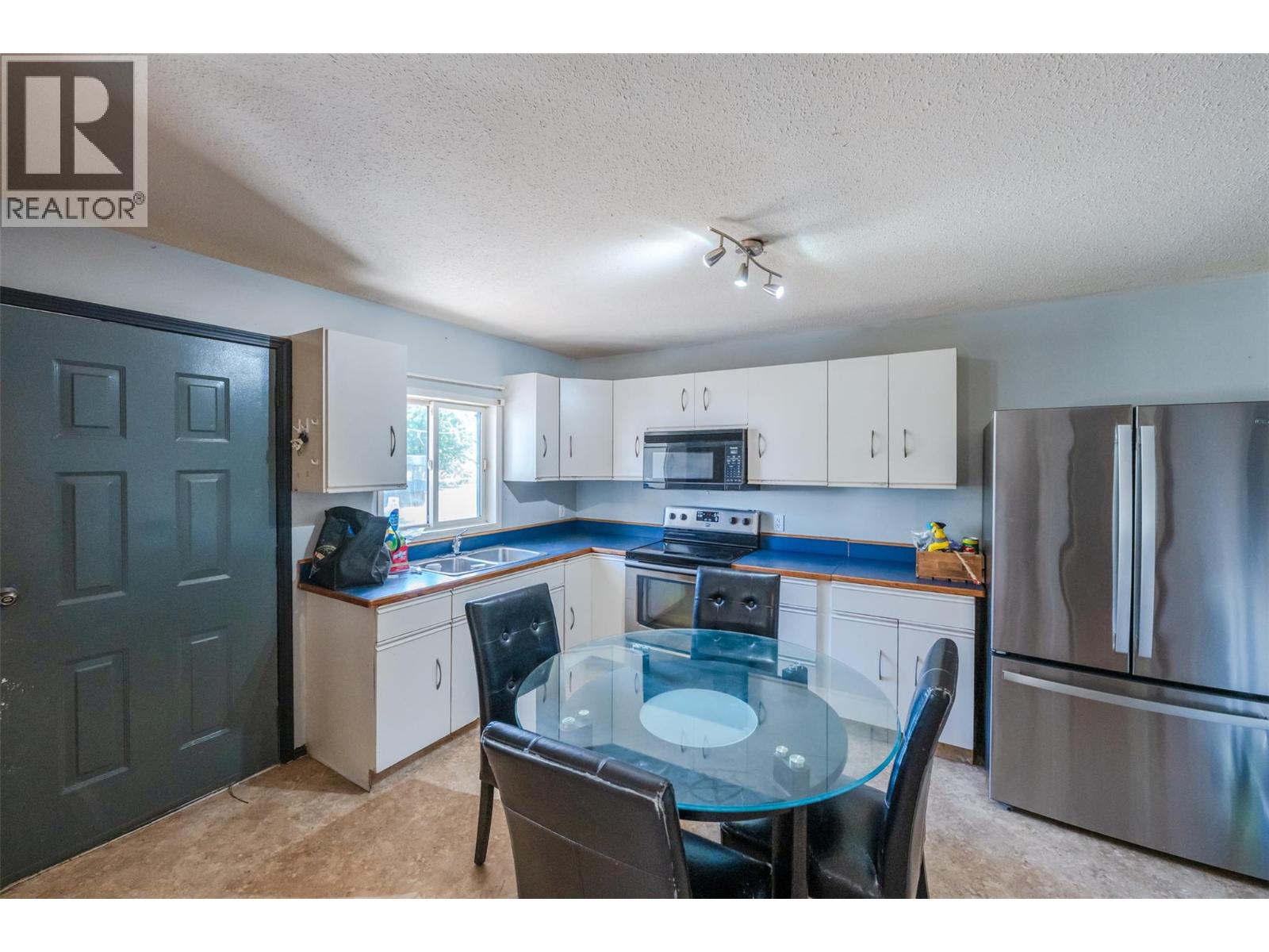 800 Coulthard Road - 3