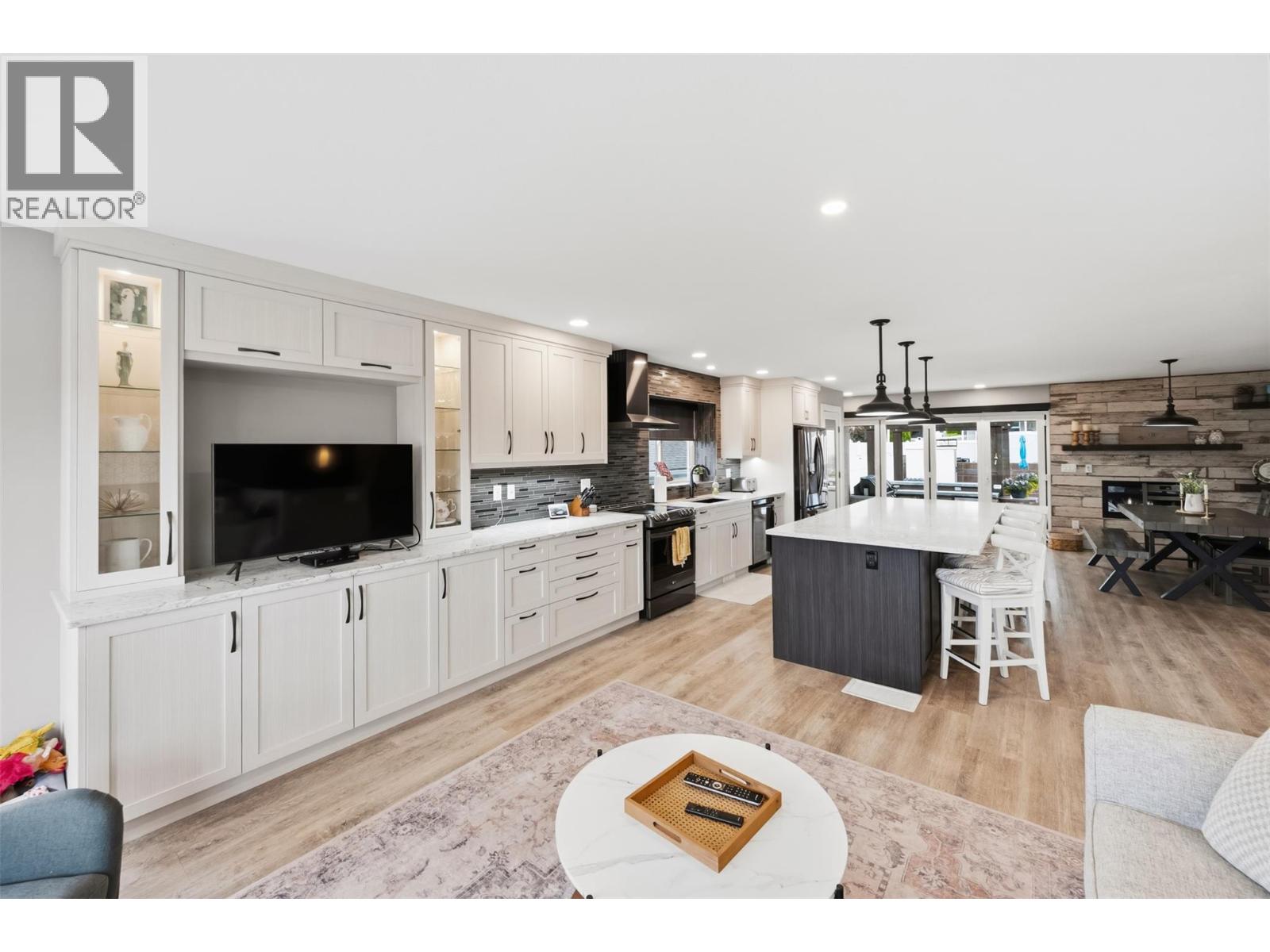 12104 GOLF COURSE Drive - 12