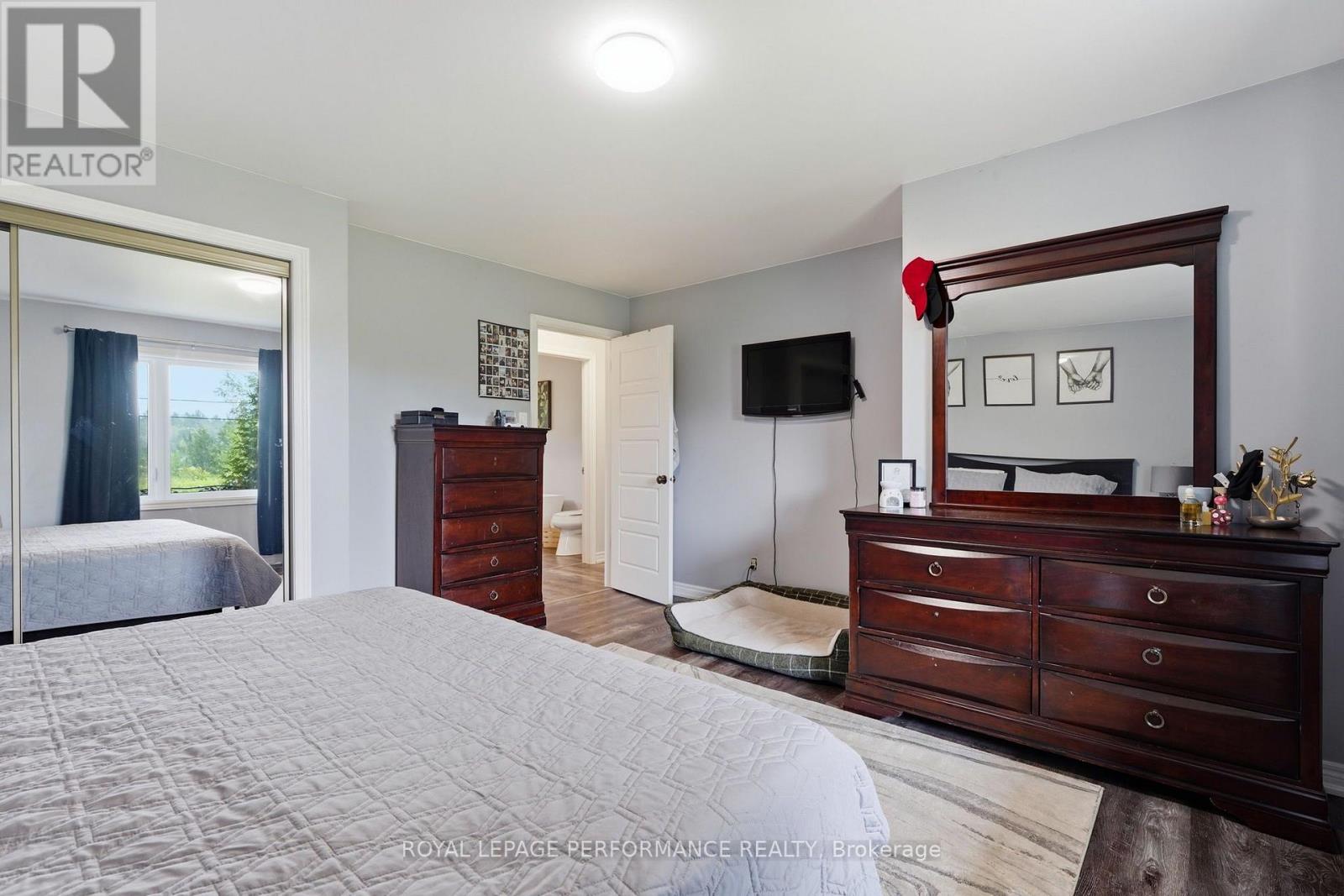 3230 PATTEE ROAD E - 16