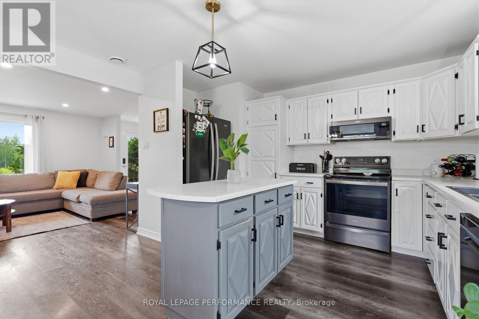 3230 PATTEE ROAD E - 5