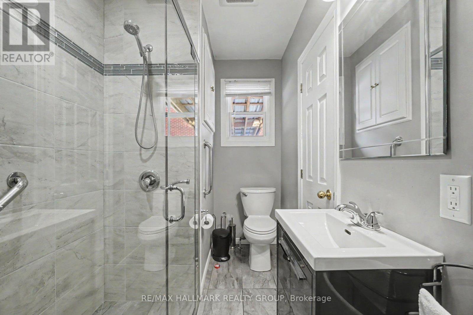 1839 HUTTON AVENUE - 18