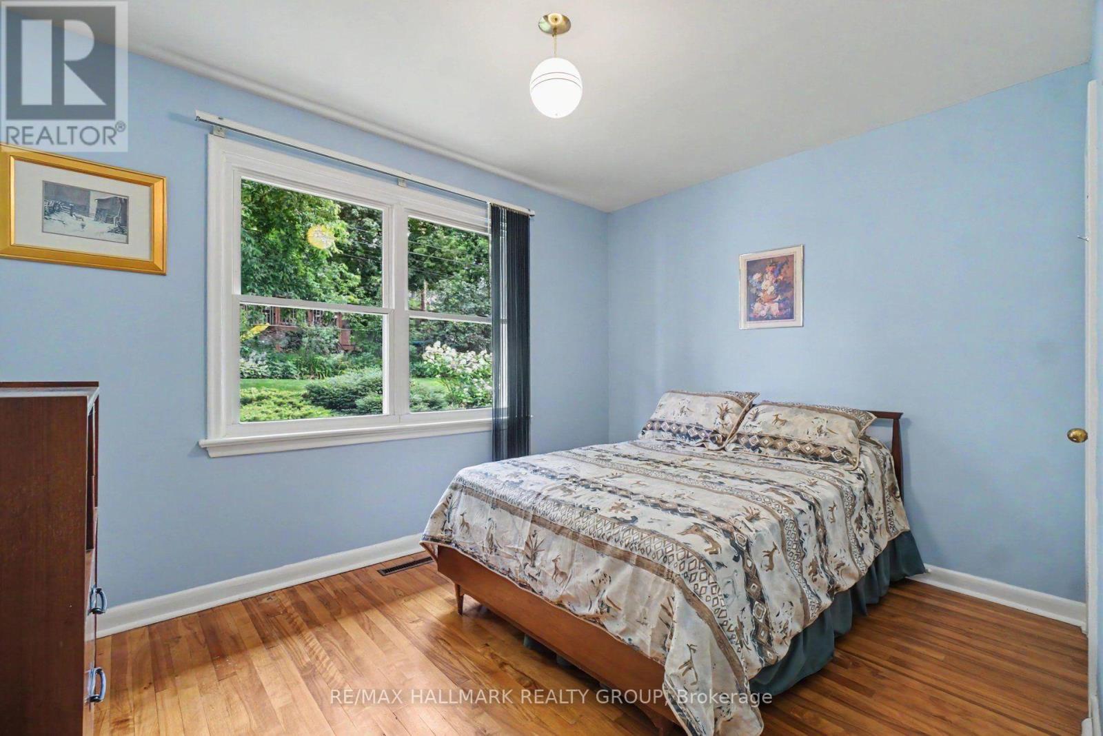 1839 HUTTON AVENUE - 20