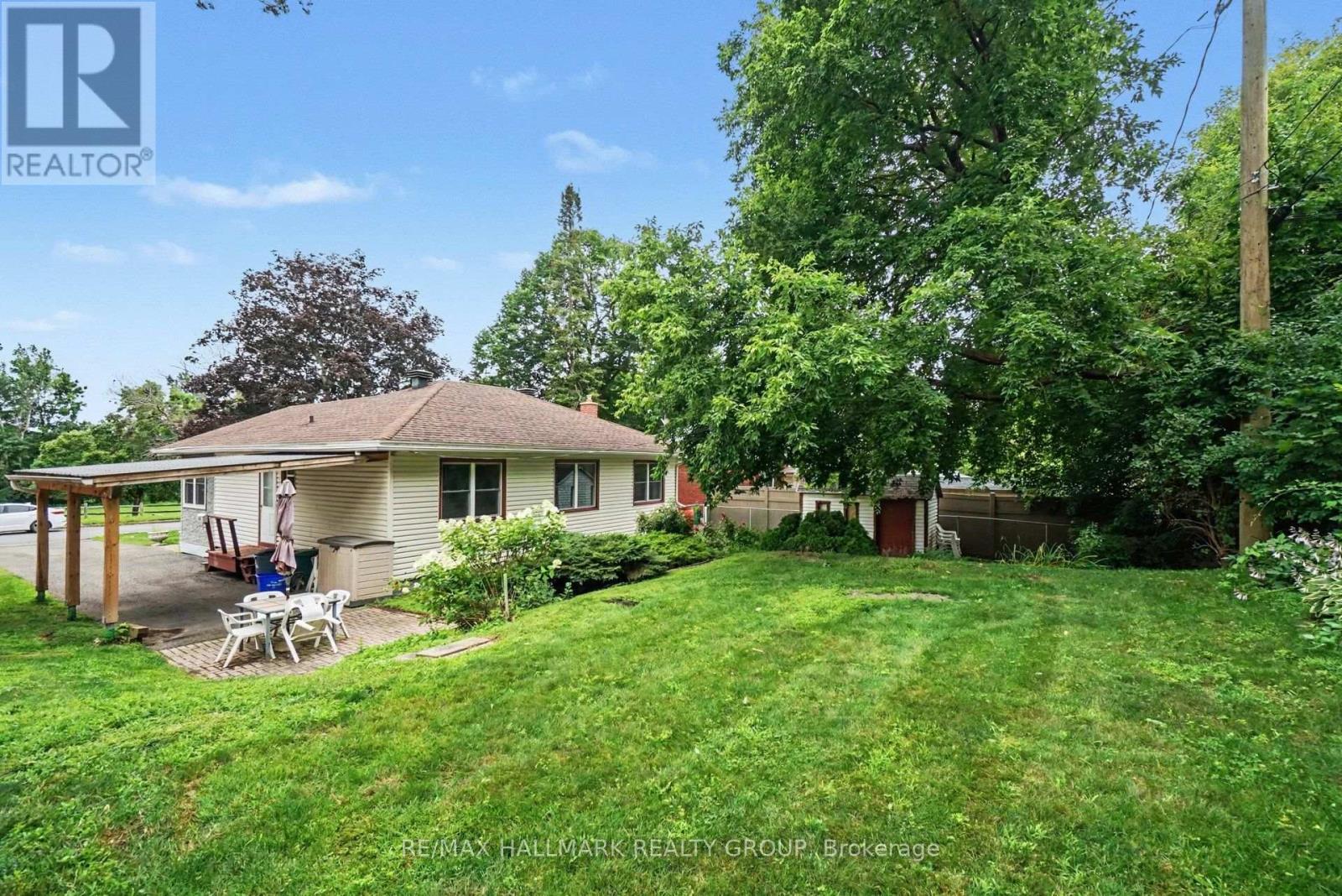 1839 HUTTON AVENUE - 28