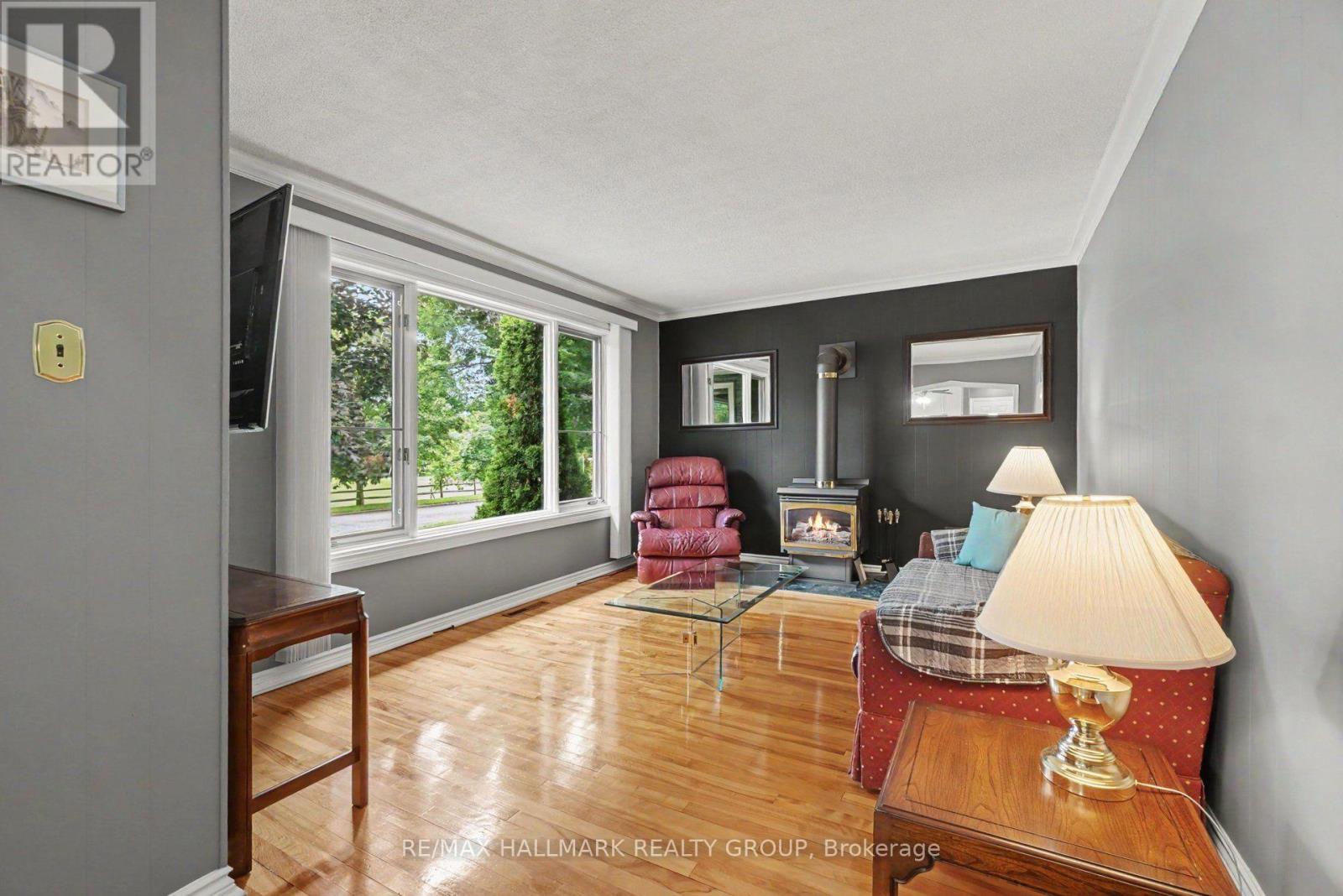 1839 HUTTON AVENUE - 5