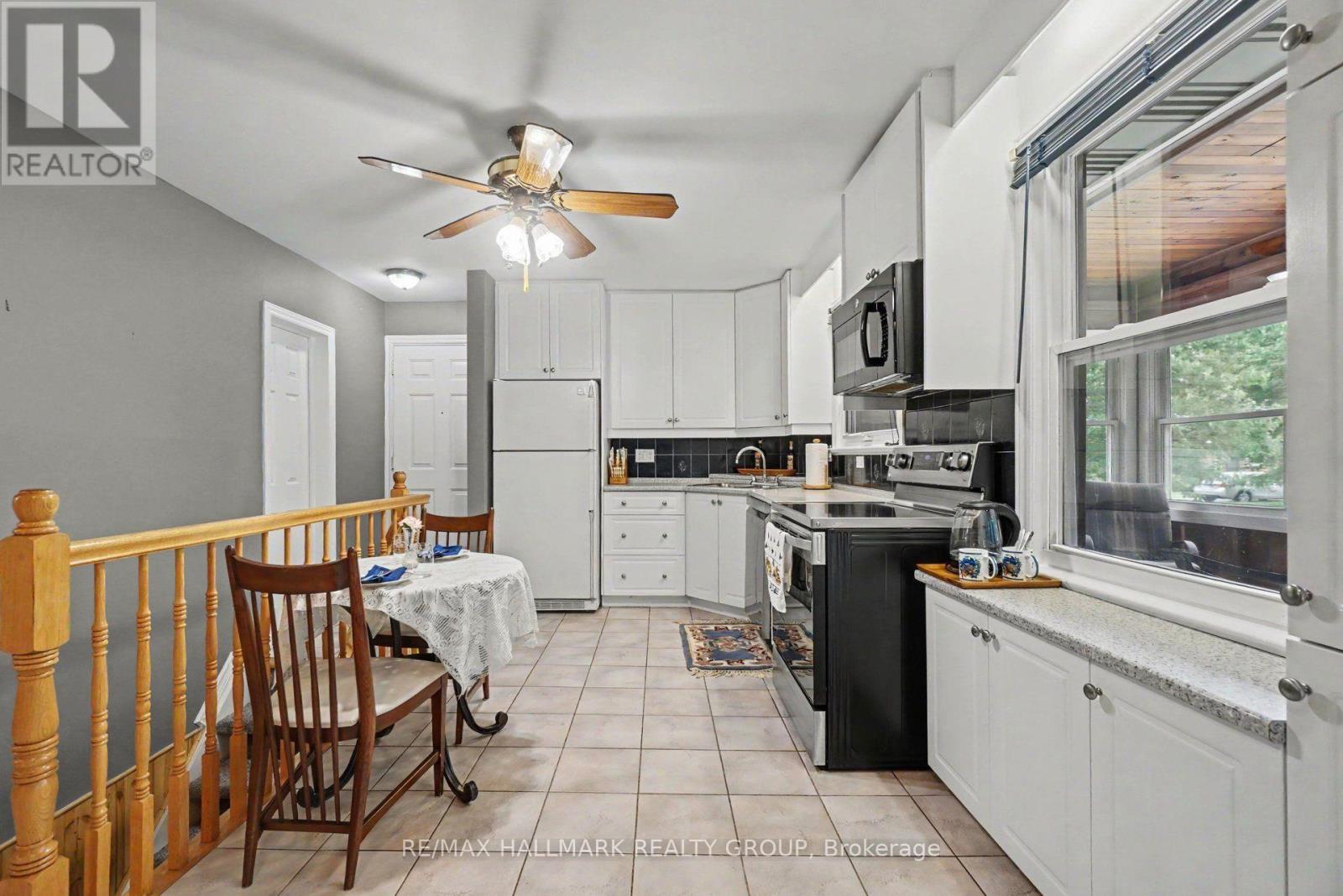 1839 HUTTON AVENUE - 7