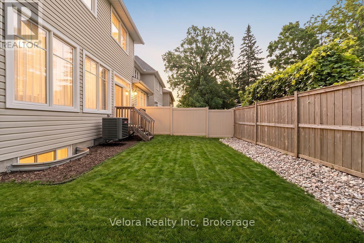 608 VIVERA PLACE - 44