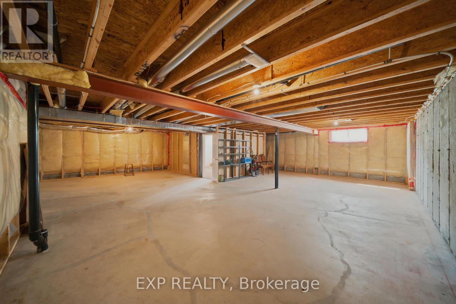 2 Bed, 2 Bath House for Sale in Ottawa – 113 MAPLE KEY PRIVATE, Ottawa – MLS# X13600046 - Image 26