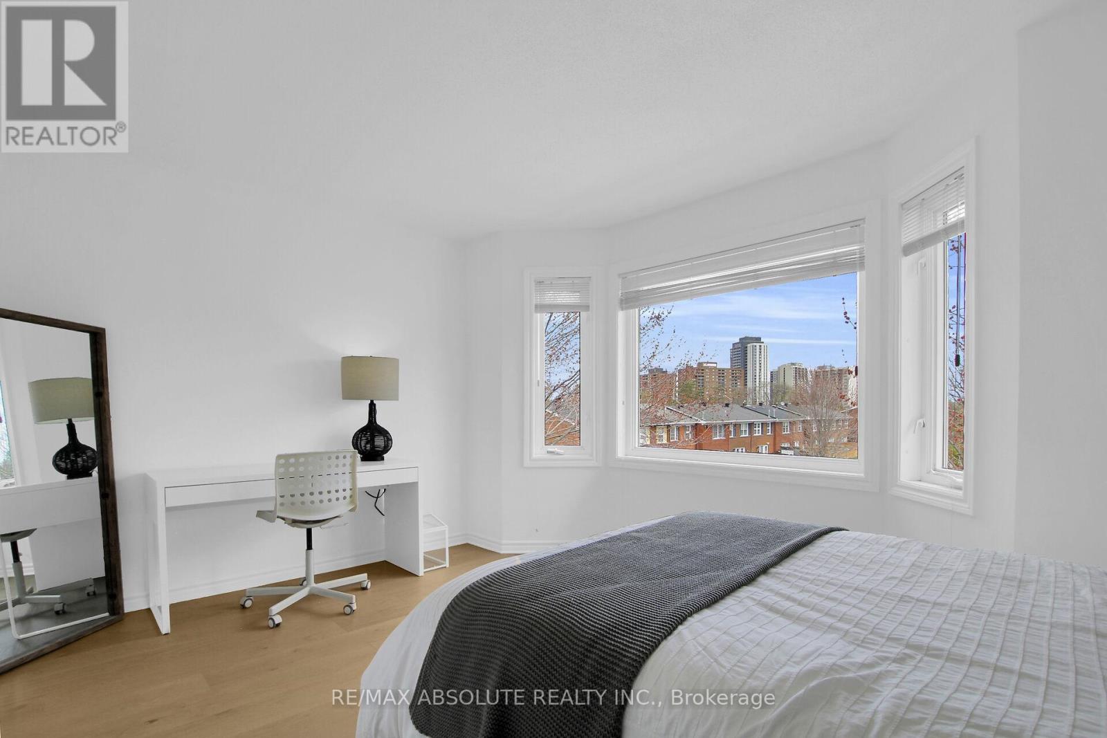 1350 GUTHRIE STREET - 42