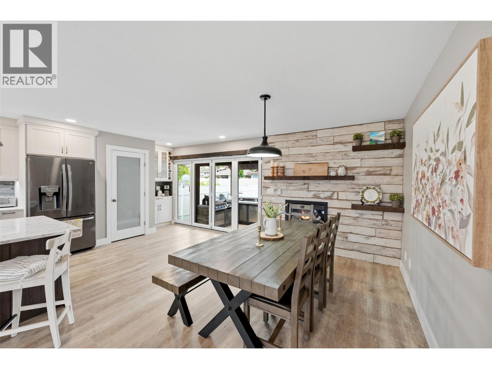 12104 GOLF COURSE Drive - 22