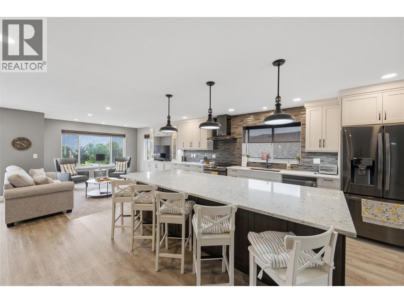 12104 GOLF COURSE Drive - 17
