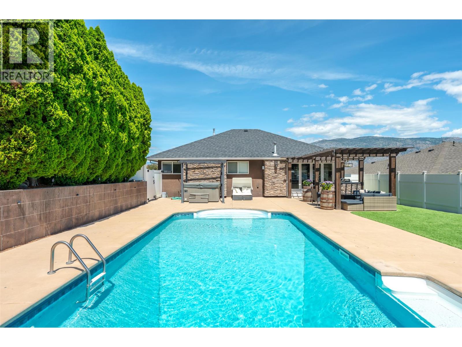 12104 GOLF COURSE Drive - 70