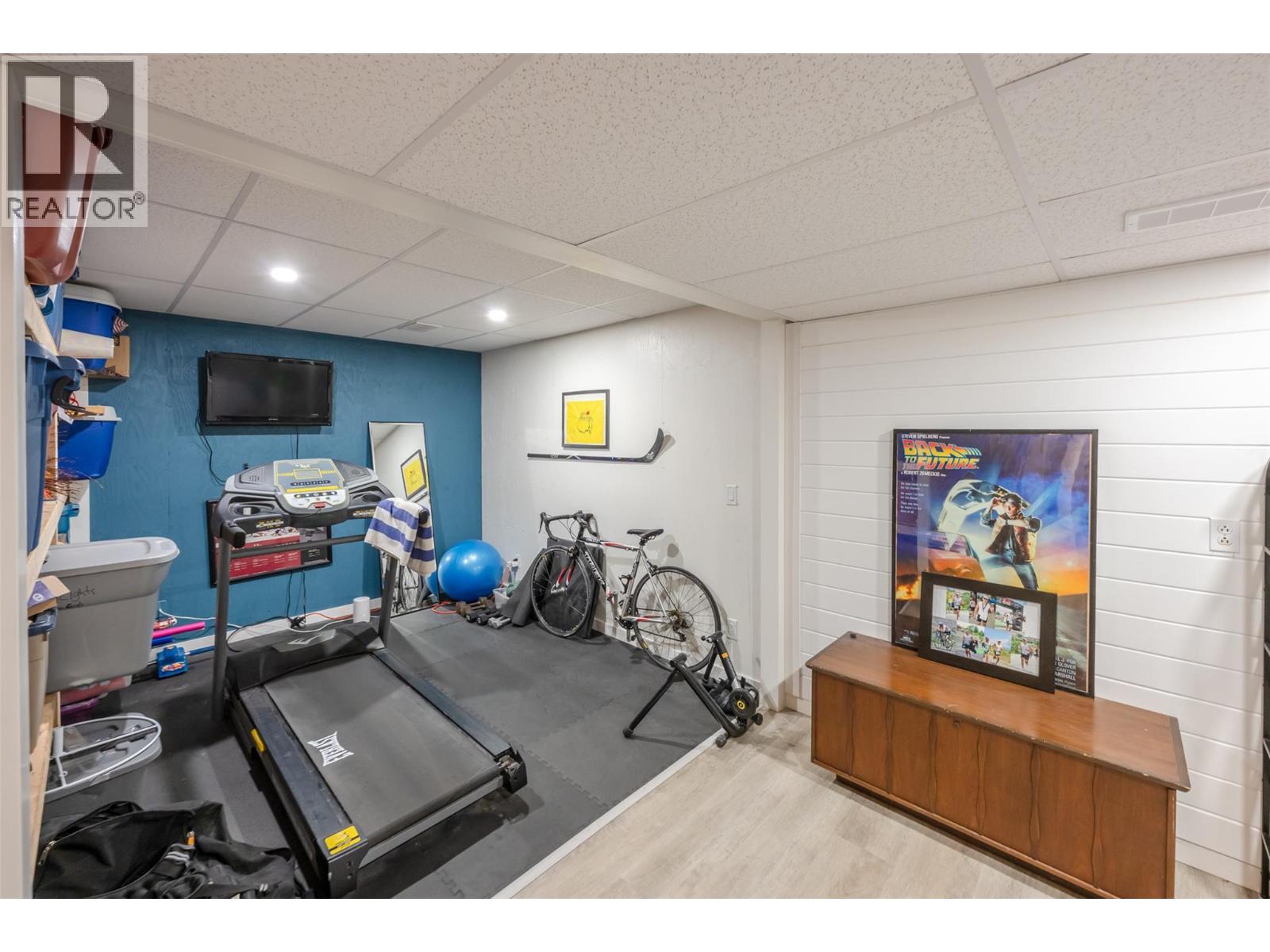 12104 GOLF COURSE Drive - 49