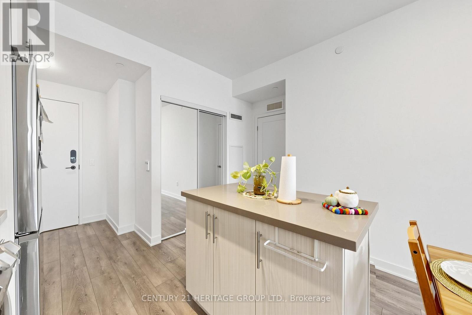 #2308 105 ONEIDA CRESCENT - 13