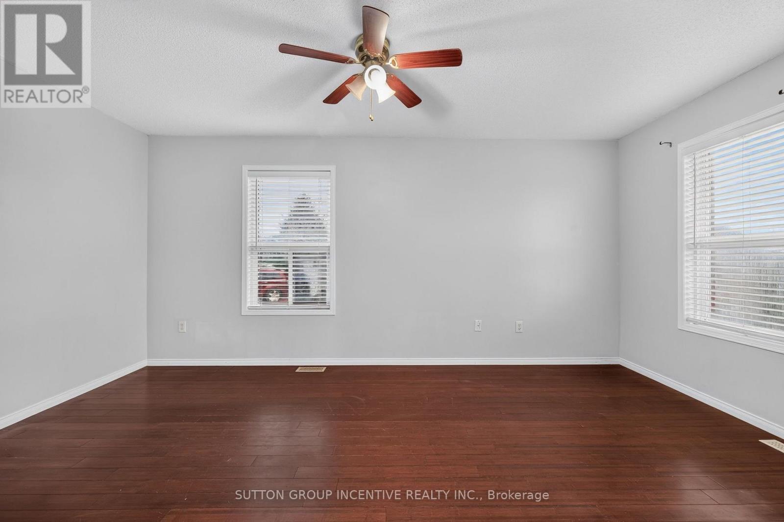 32 SUNDEW DRIVE - 19