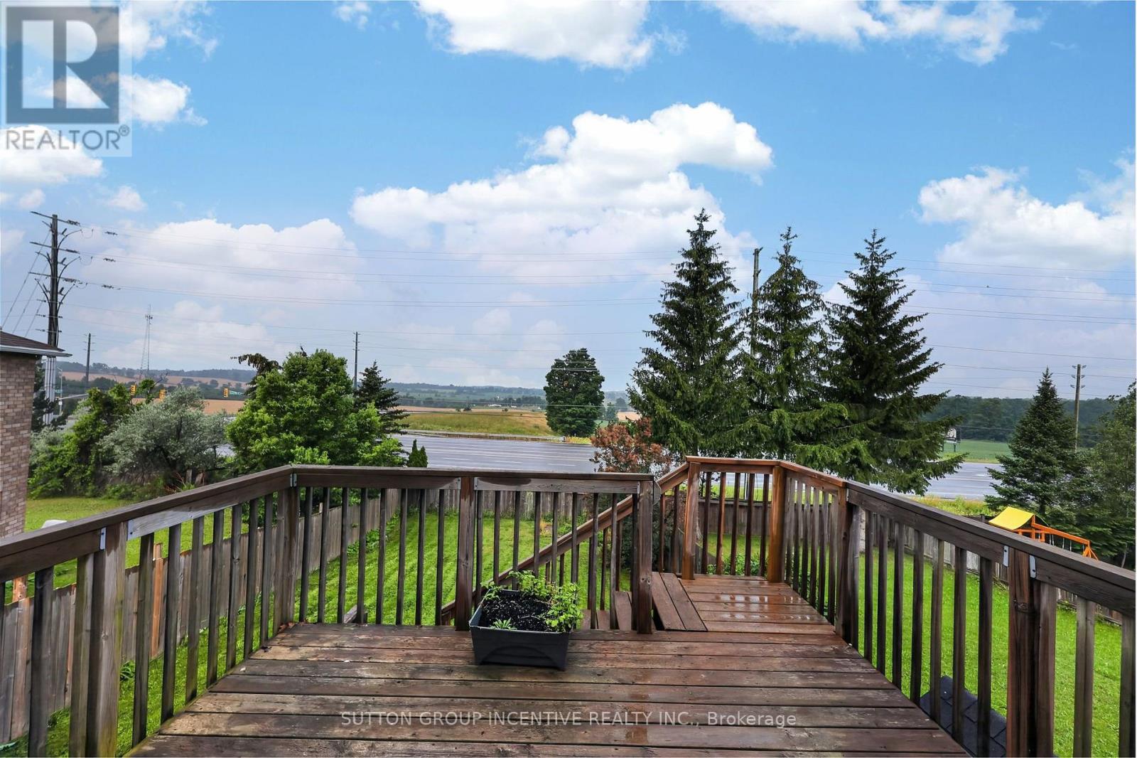 32 SUNDEW DRIVE - 39