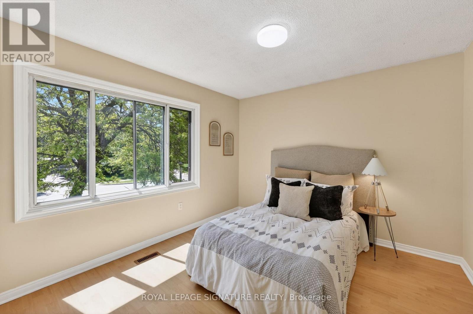 29 MANSFIELD STREET - 18