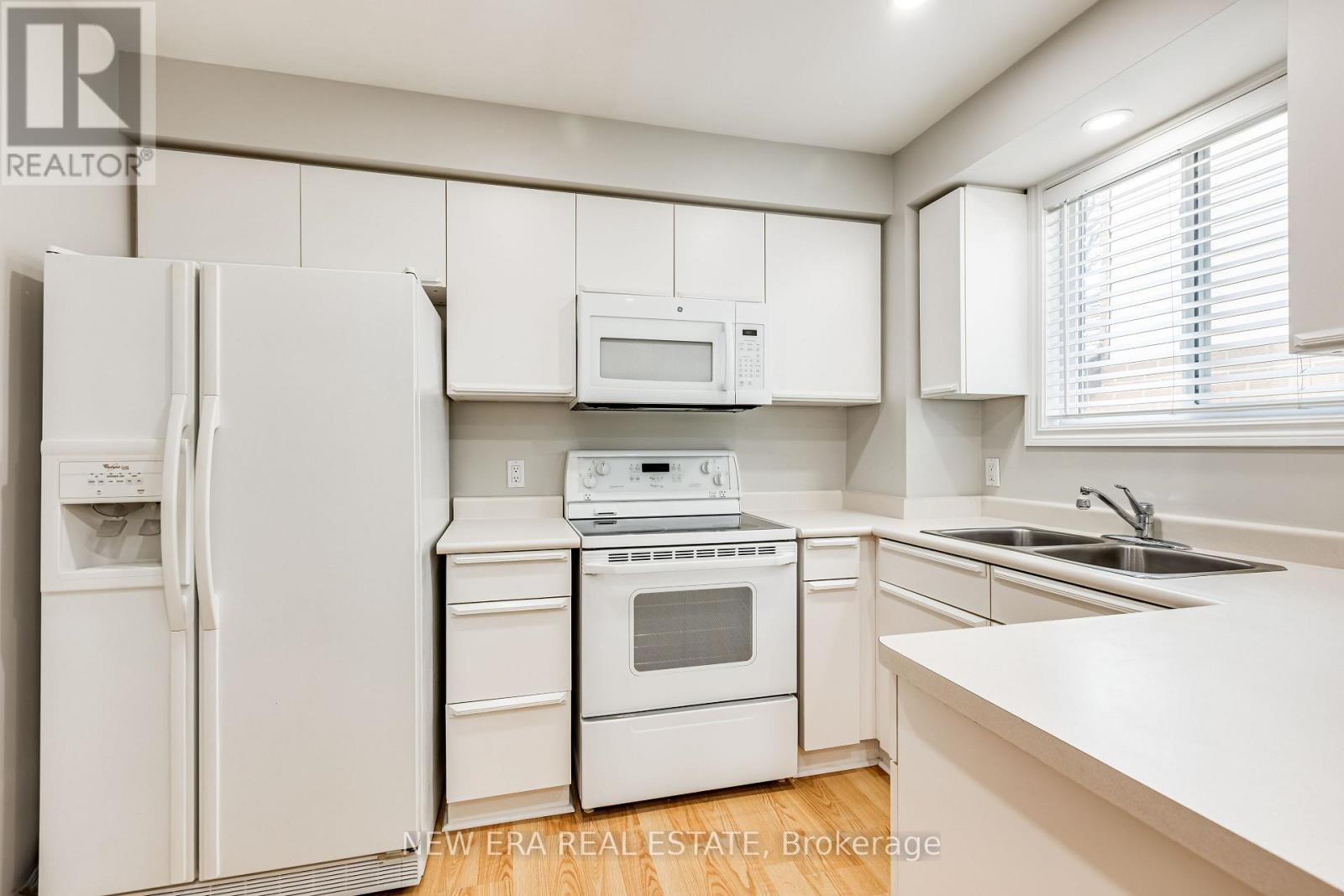 4059 TEAKWOOD DRIVE - 15