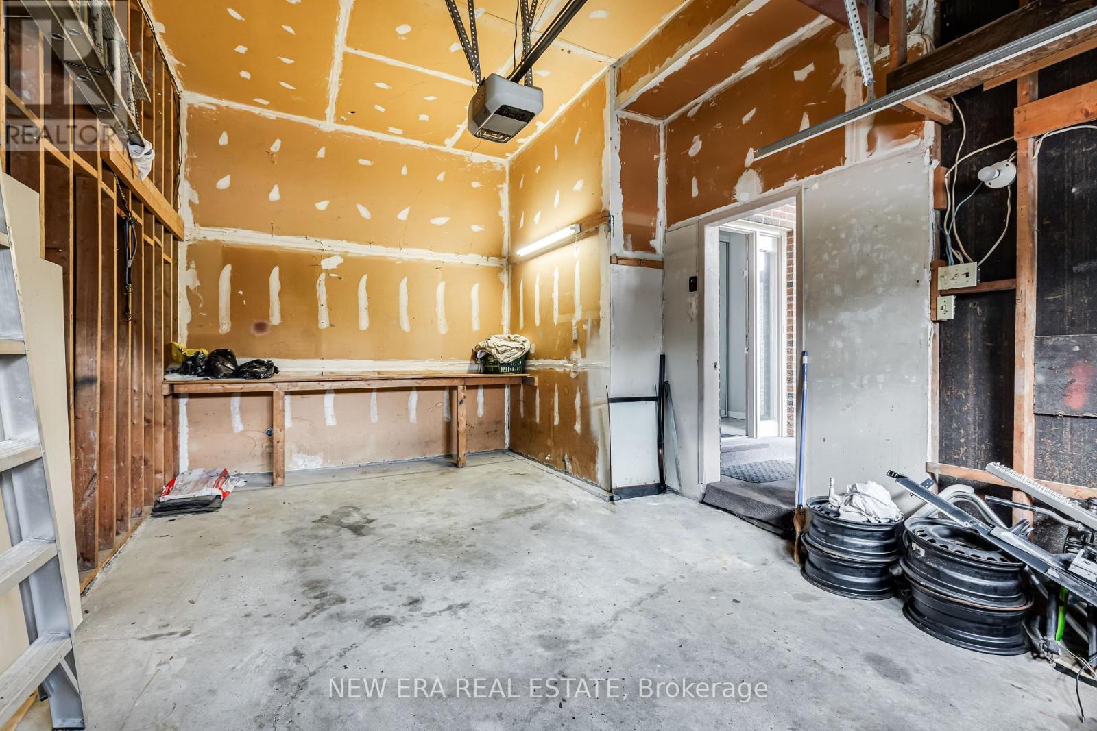 4059 TEAKWOOD DRIVE - 37