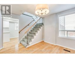 4059 Teakwood Drive, Mississauga, ON L5C3L3 Photo 10