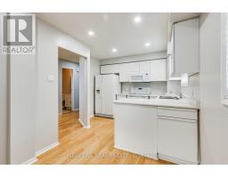 4059 Teakwood Drive, Mississauga, ON L5C3L3 Photo 12
