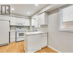 4059 Teakwood Drive, Mississauga, ON L5C3L3 Photo 13