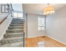 4059 Teakwood Drive, Mississauga, ON L5C3L3 Photo 9