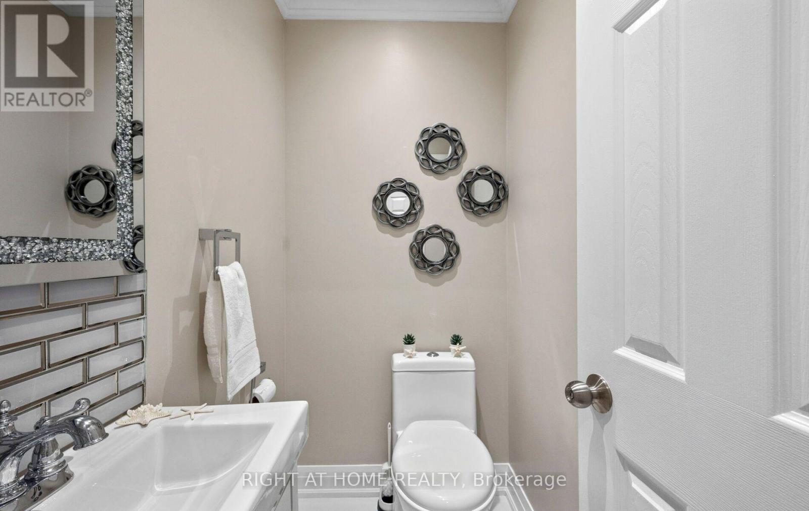5491 SCHUELLER CRESCENT - 20