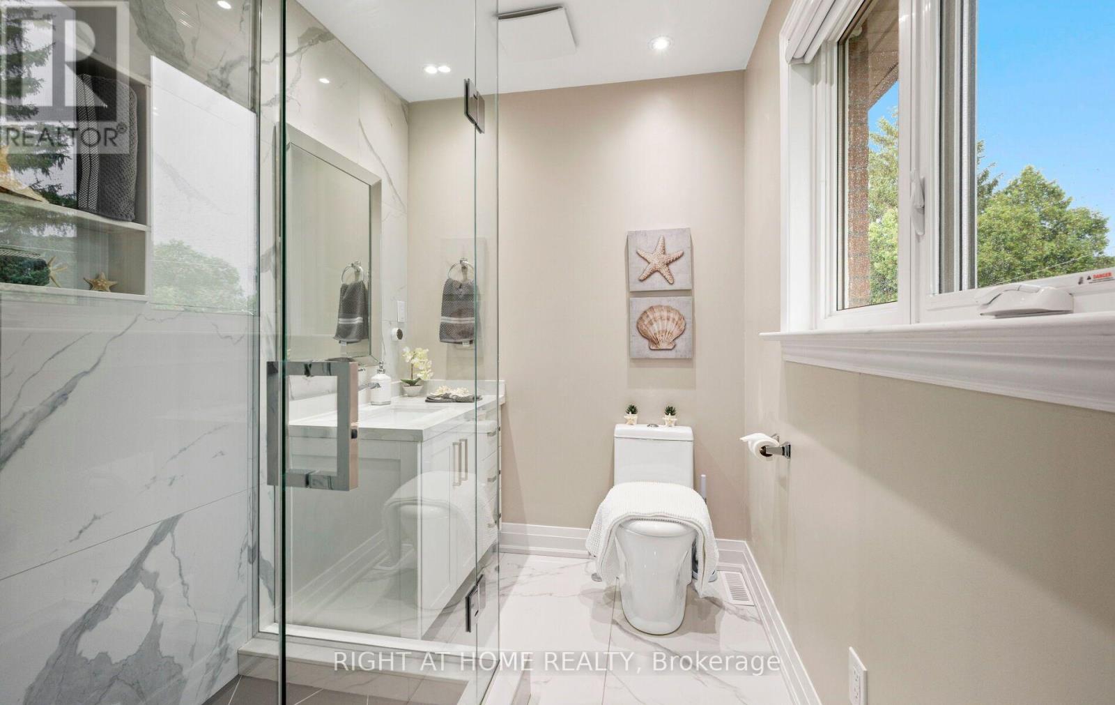 5491 SCHUELLER CRESCENT - 29