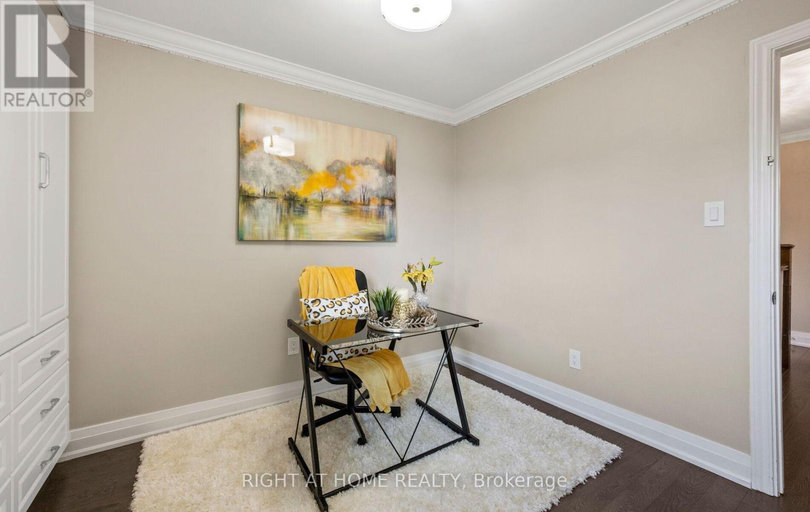 5491 SCHUELLER CRESCENT - 35