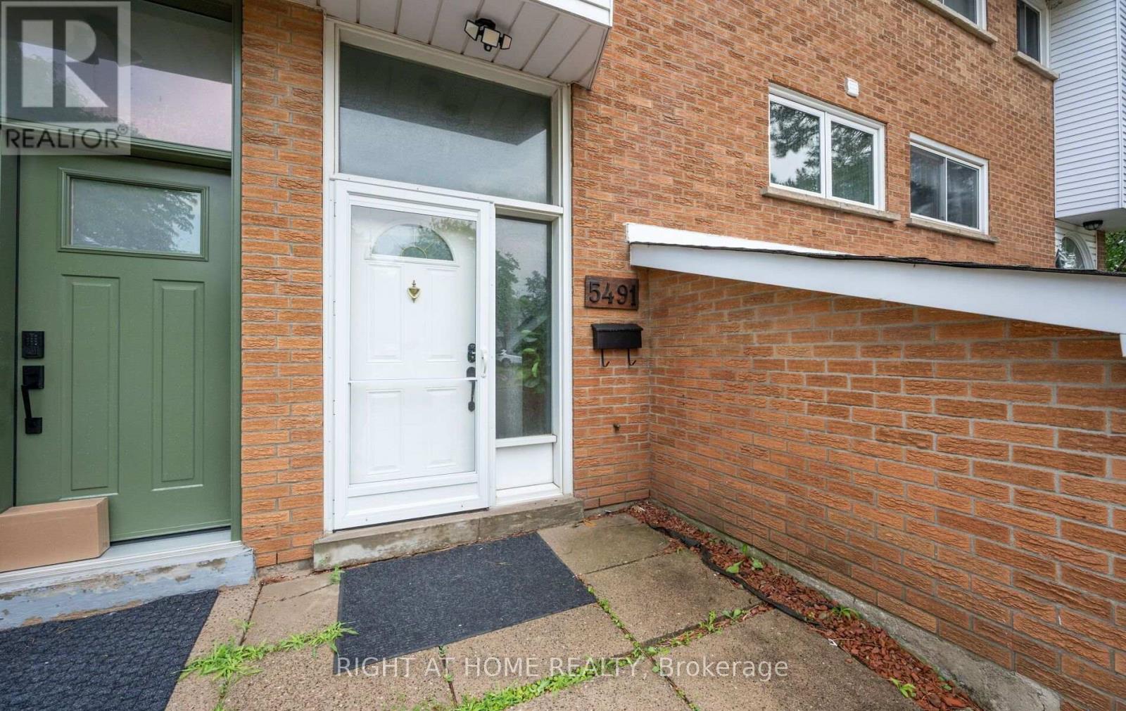 5491 SCHUELLER CRESCENT - 4