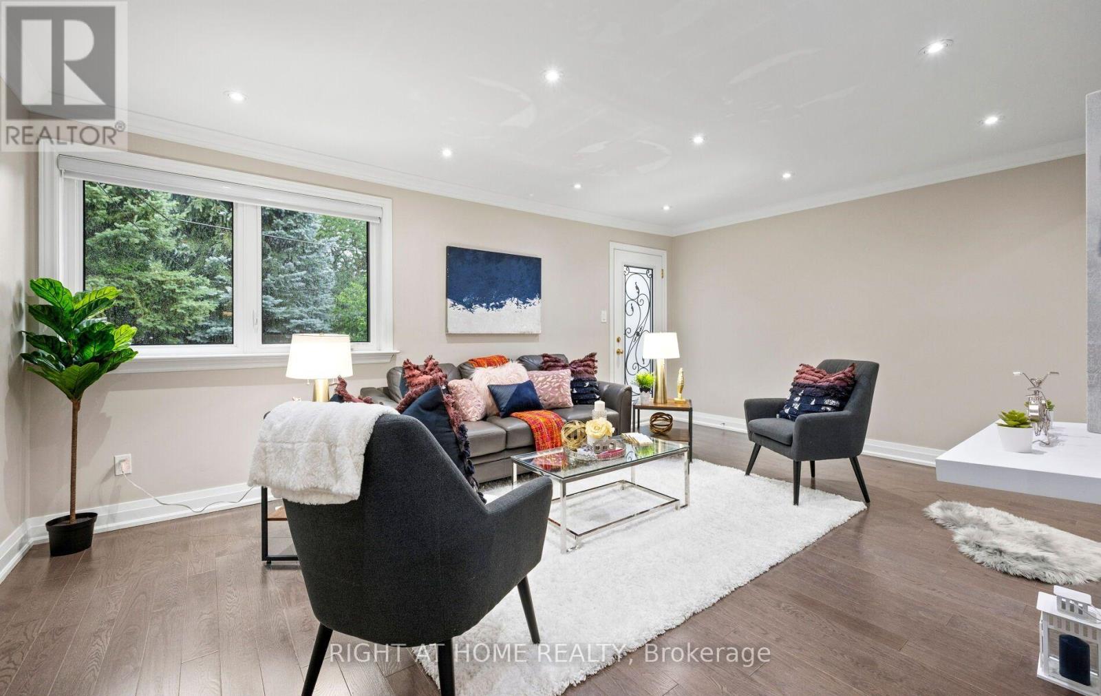 5491 SCHUELLER CRESCENT - 8