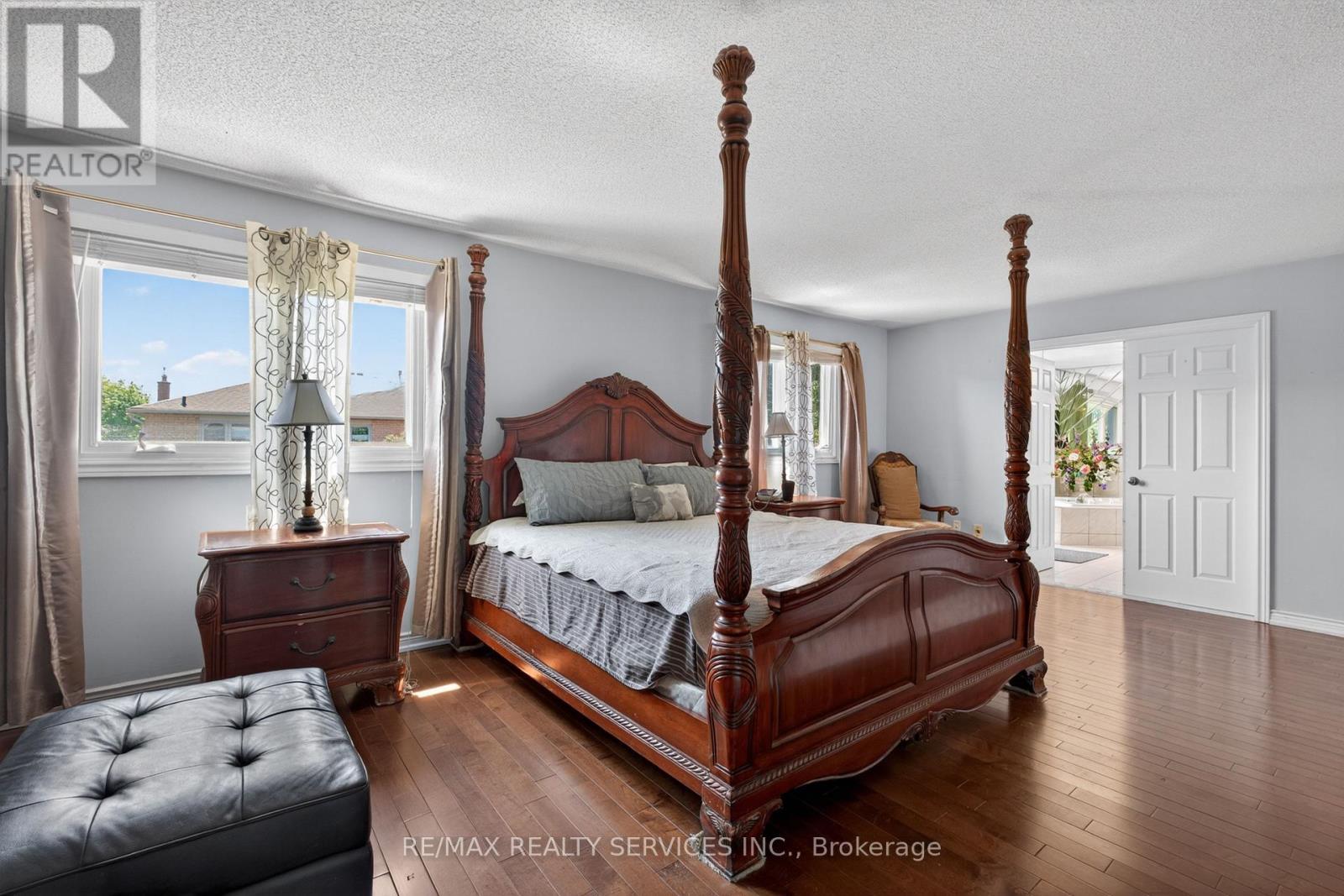2069 SCHOOLMASTER CIRCLE - 37