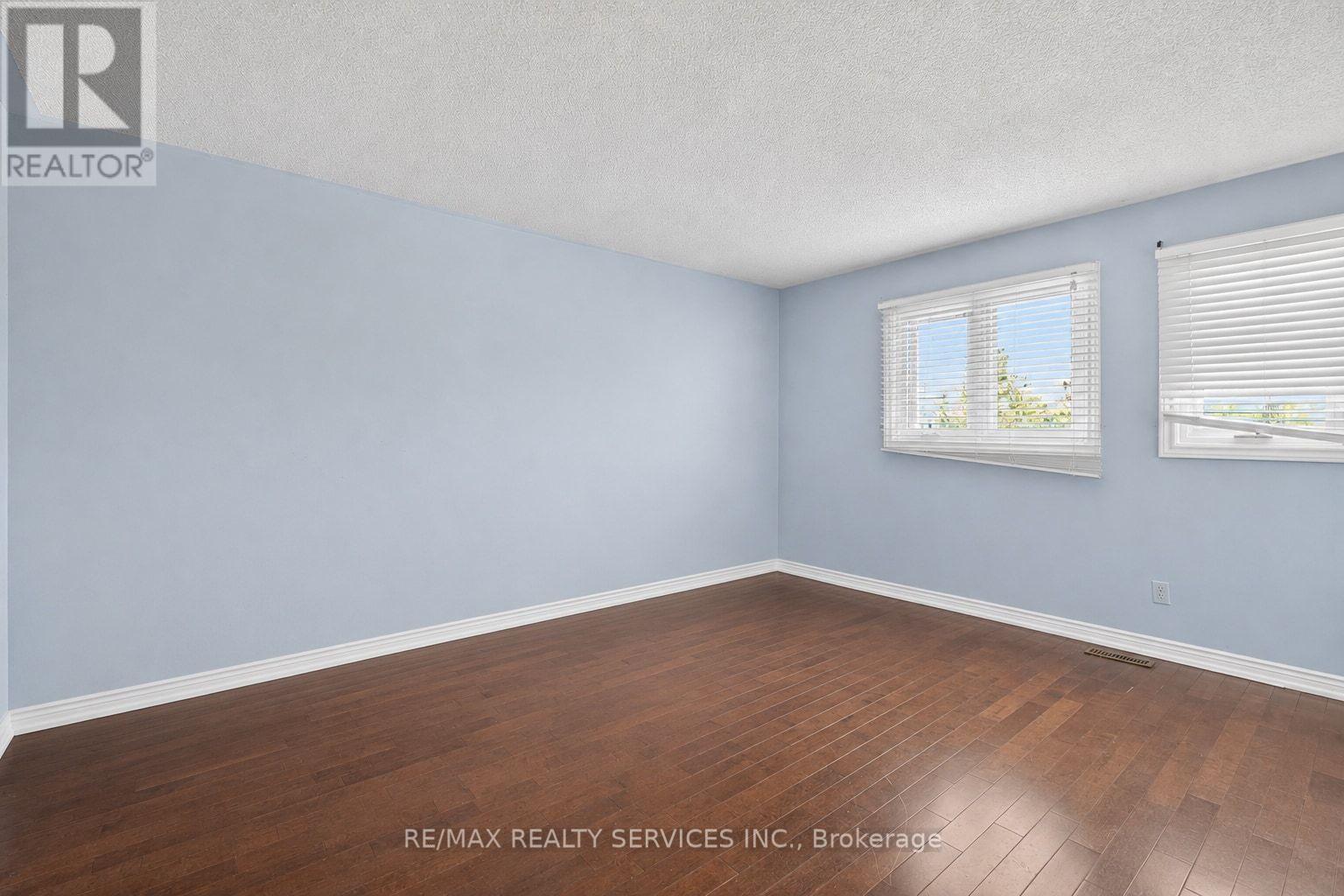 2069 SCHOOLMASTER CIRCLE - 42