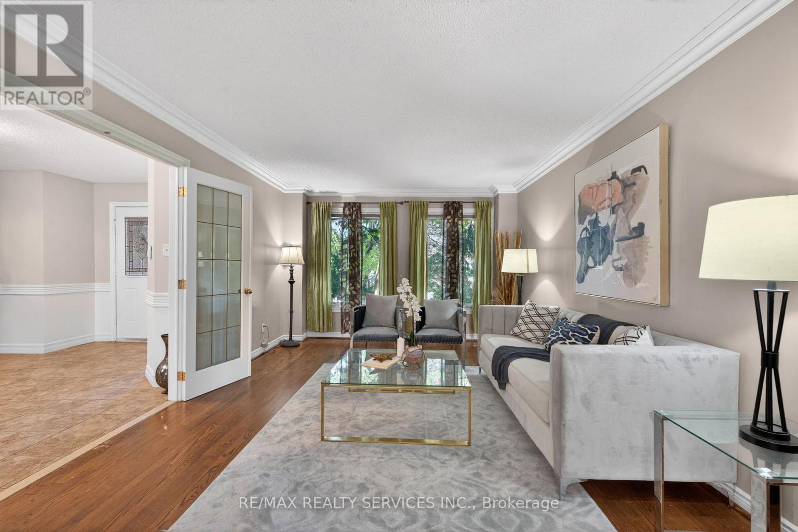 2069 SCHOOLMASTER CIRCLE - 5