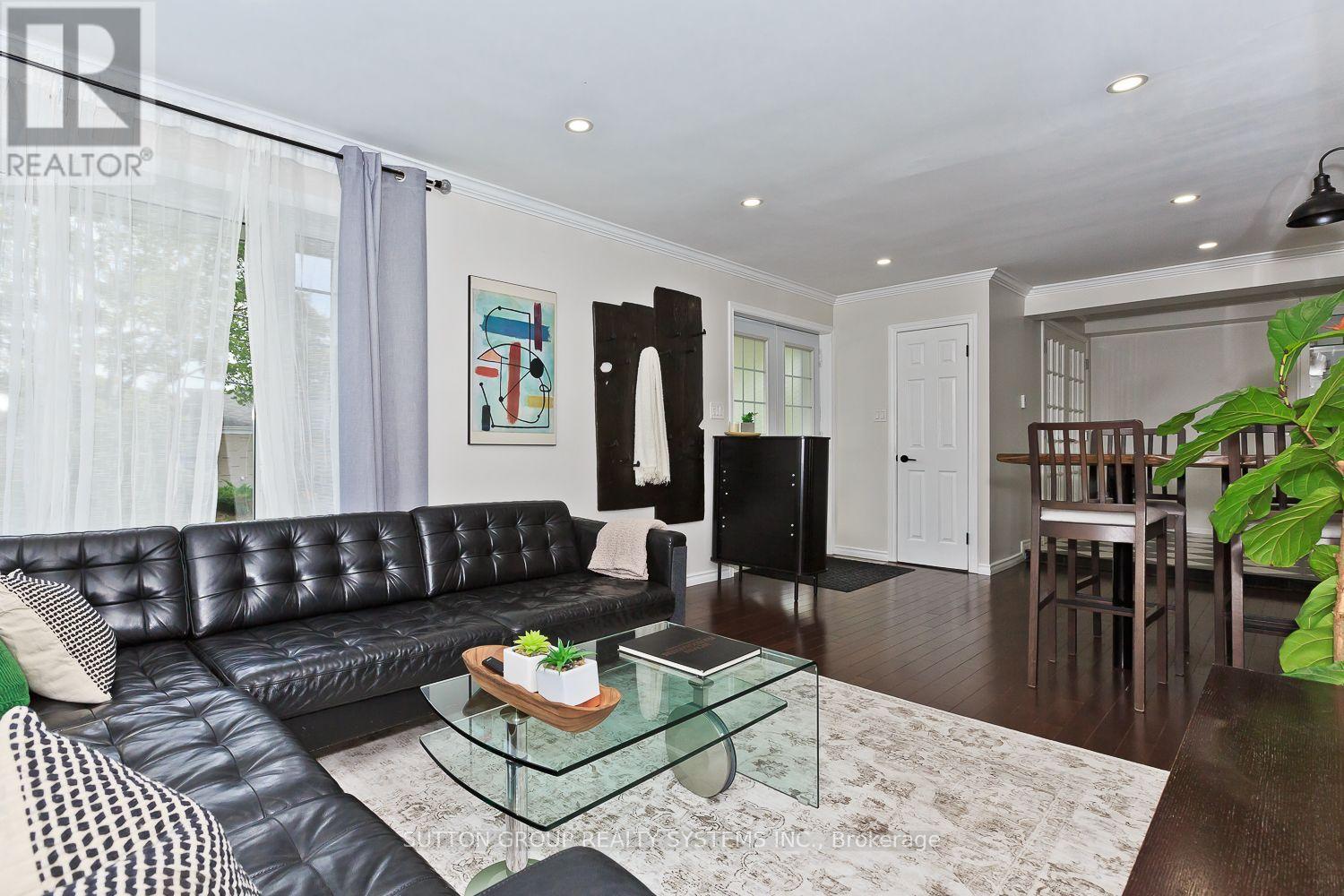 3 HARDISTY DRIVE - 11