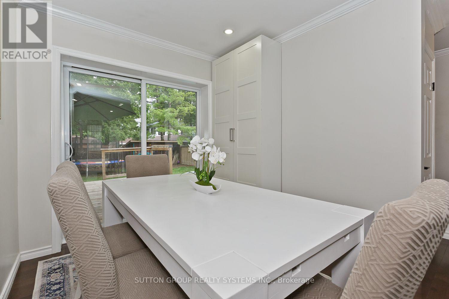 3 HARDISTY DRIVE - 8