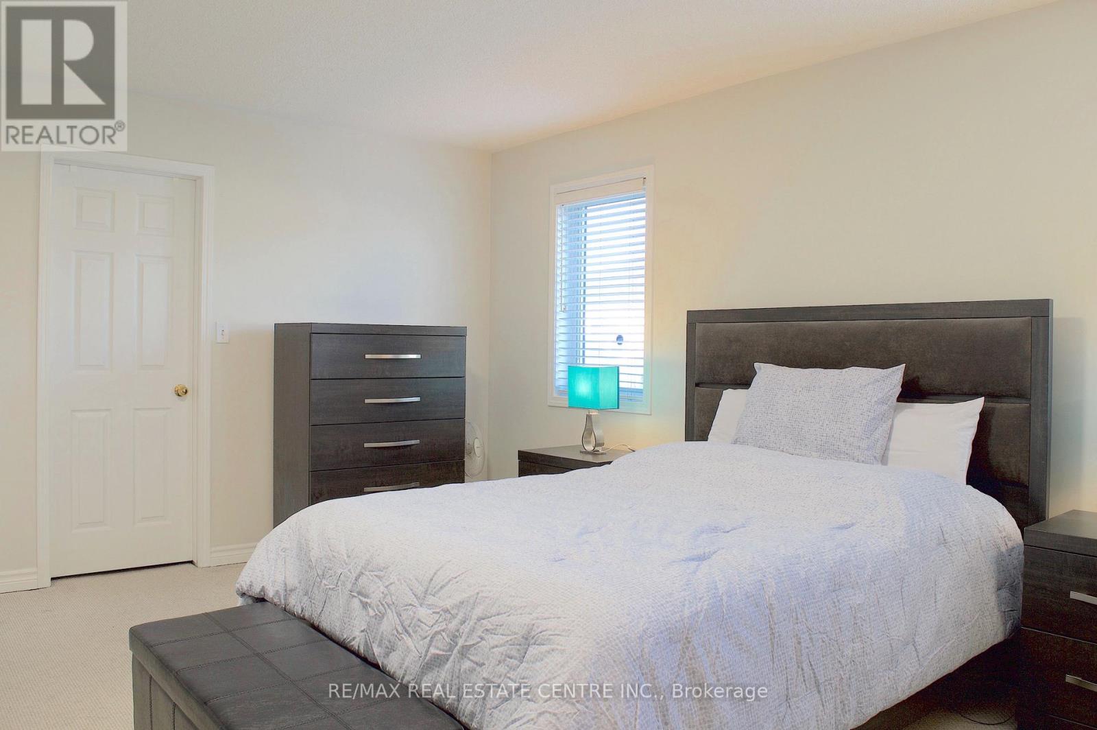 3 CHUDLEIGH AVENUE - 18