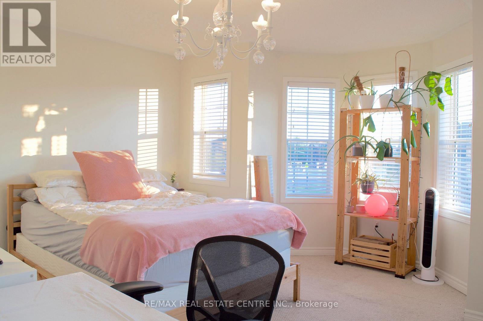 3 CHUDLEIGH AVENUE - 23