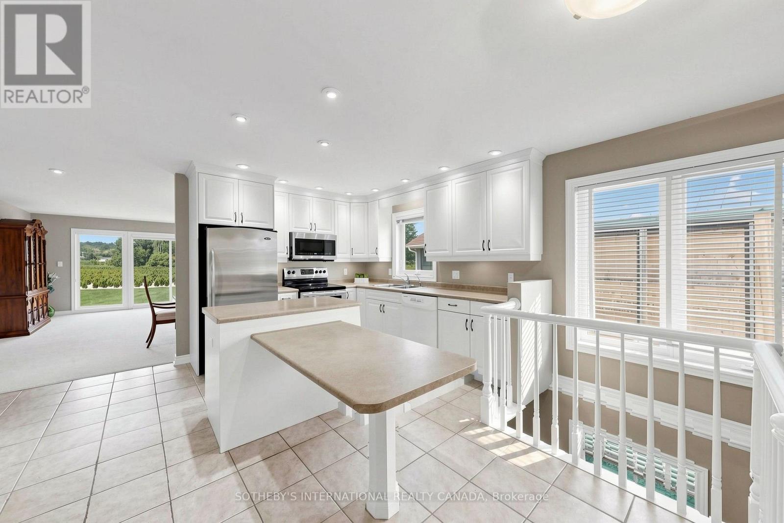 3454 FREDERICK AVENUE - 12