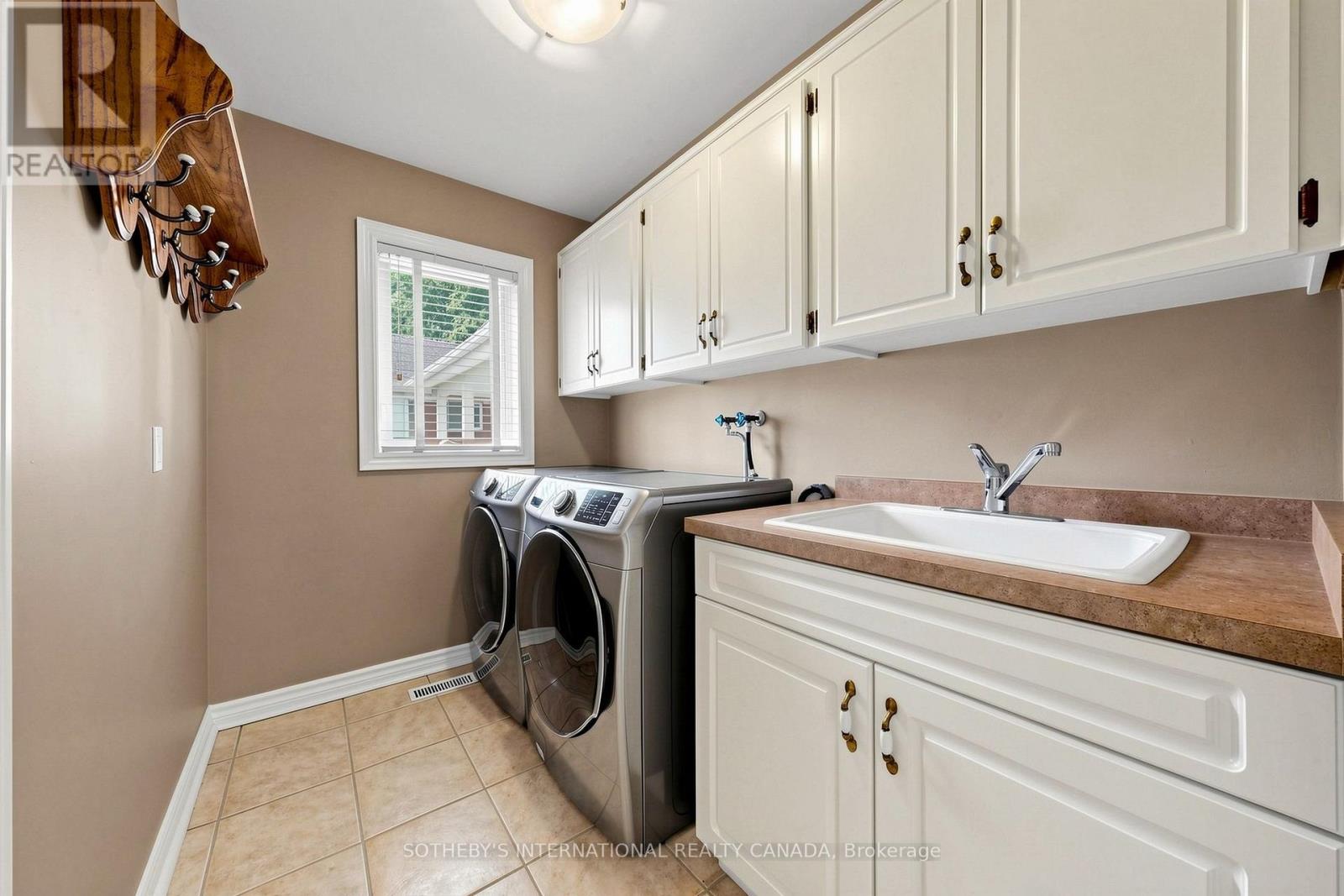 3454 FREDERICK AVENUE - 25