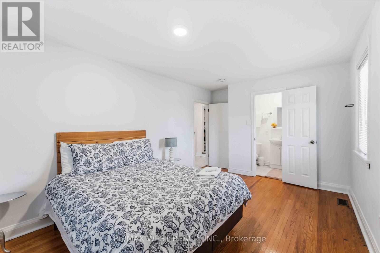 5177 KITCHENER STREET - 26