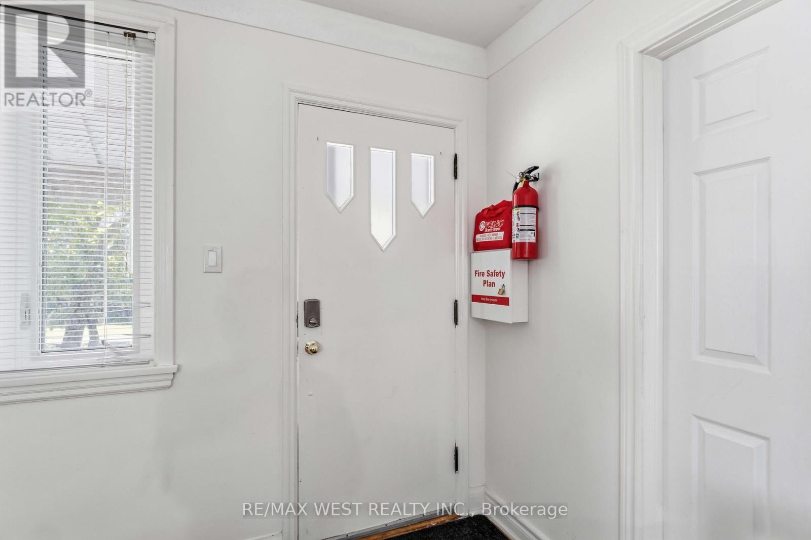 5177 KITCHENER STREET - 5
