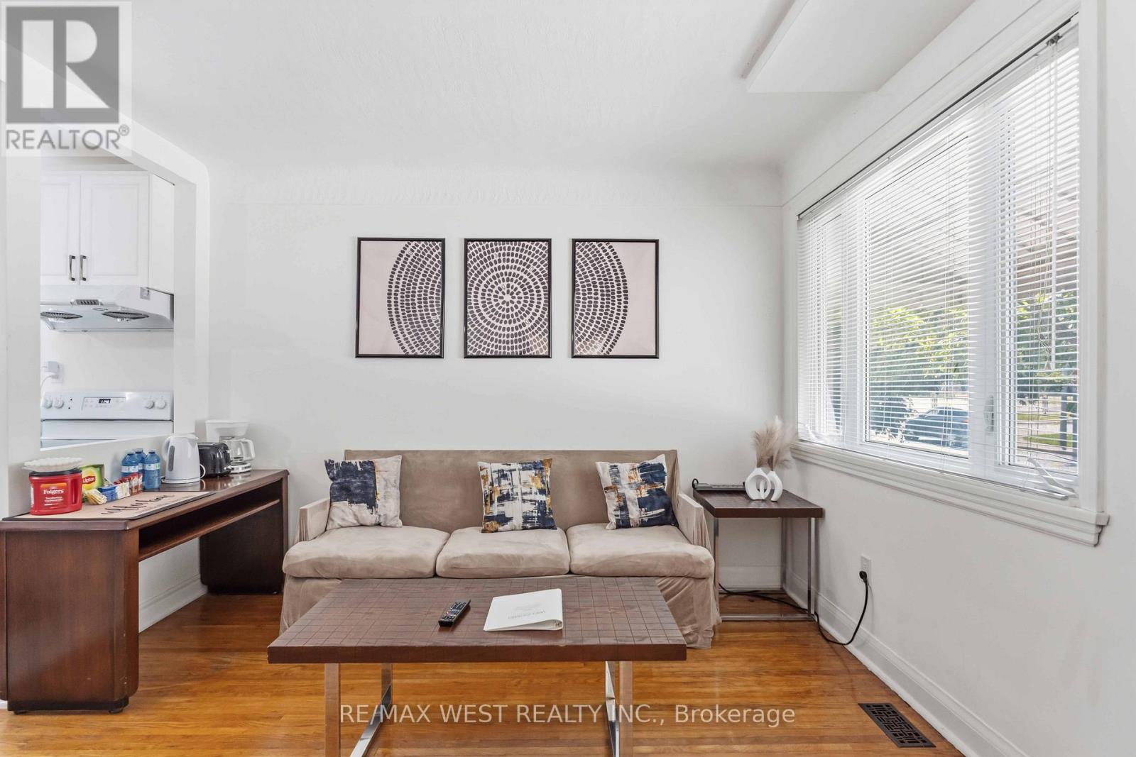5177 KITCHENER STREET - 6