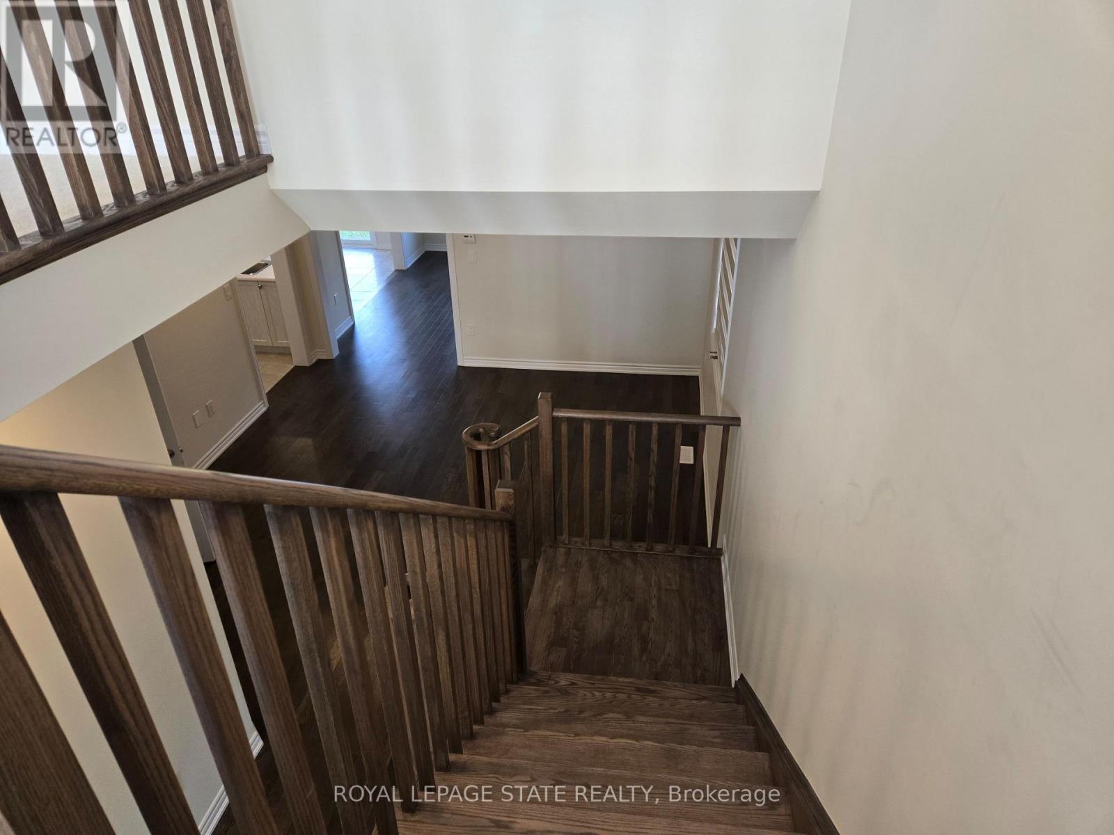 395 BARKER PARKWAY - 28